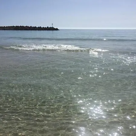 Casa Fronte Mare A 2 Tatil Evi *