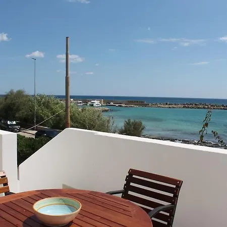 Casa Fronte Mare A 2 * Torre Vado